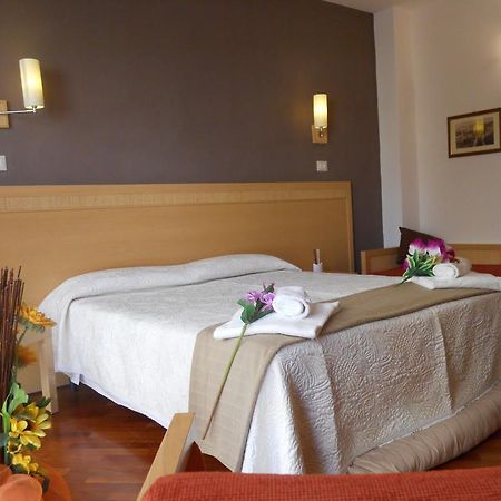 Catania Crossing B&B - Rooms & Comforts Eksteriør bilde
