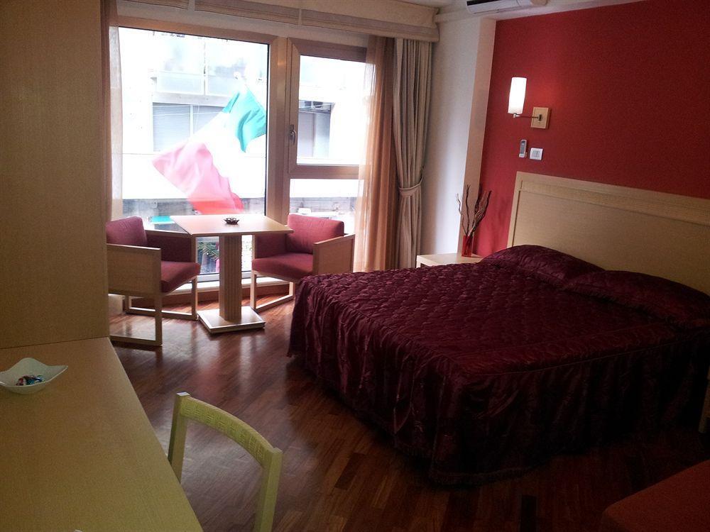 Catania Crossing B&B - Rooms & Comforts Eksteriør bilde