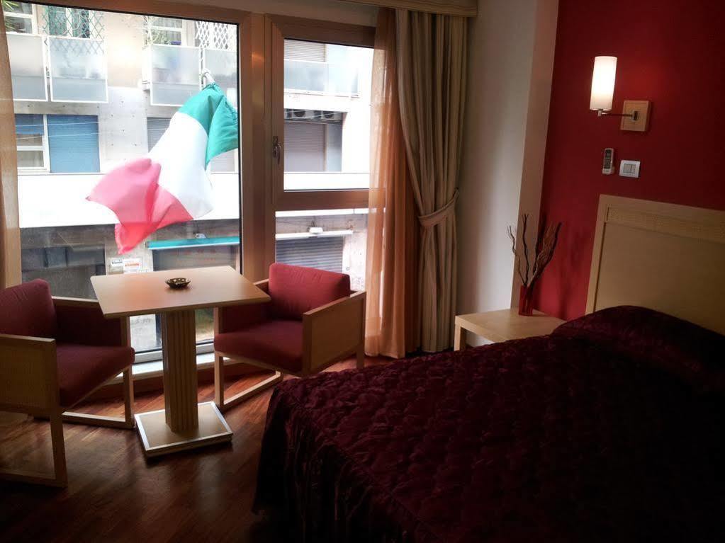 Catania Crossing B&B - Rooms & Comforts Eksteriør bilde
