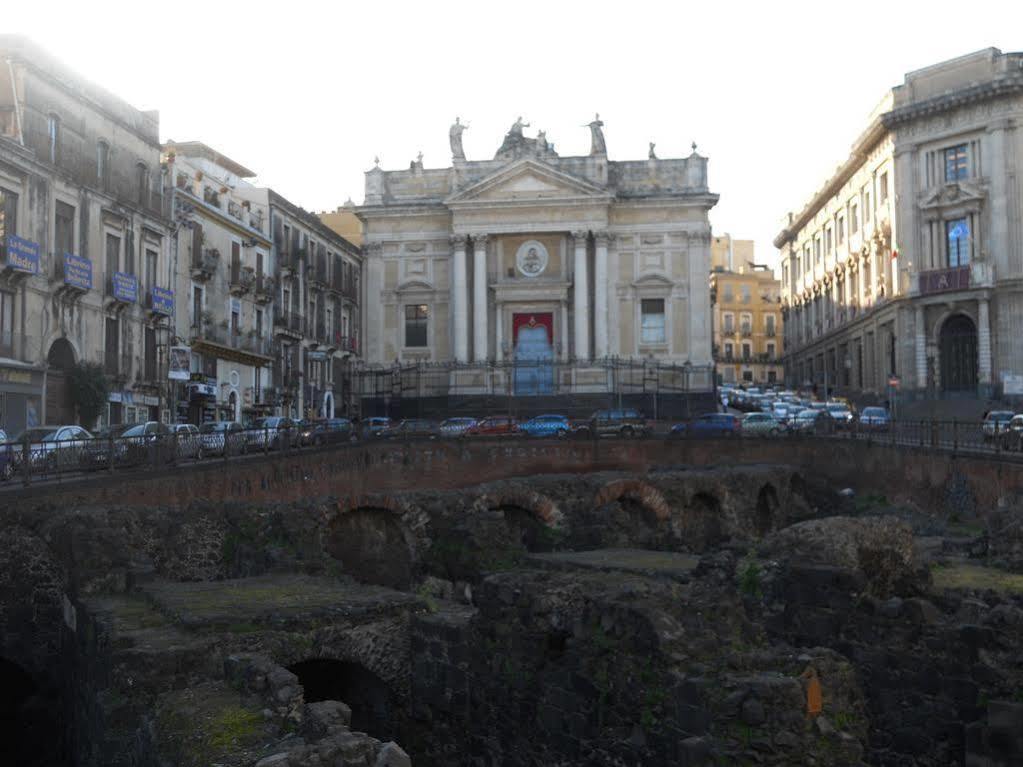 Catania Crossing B&B - Rooms & Comforts Eksteriør bilde