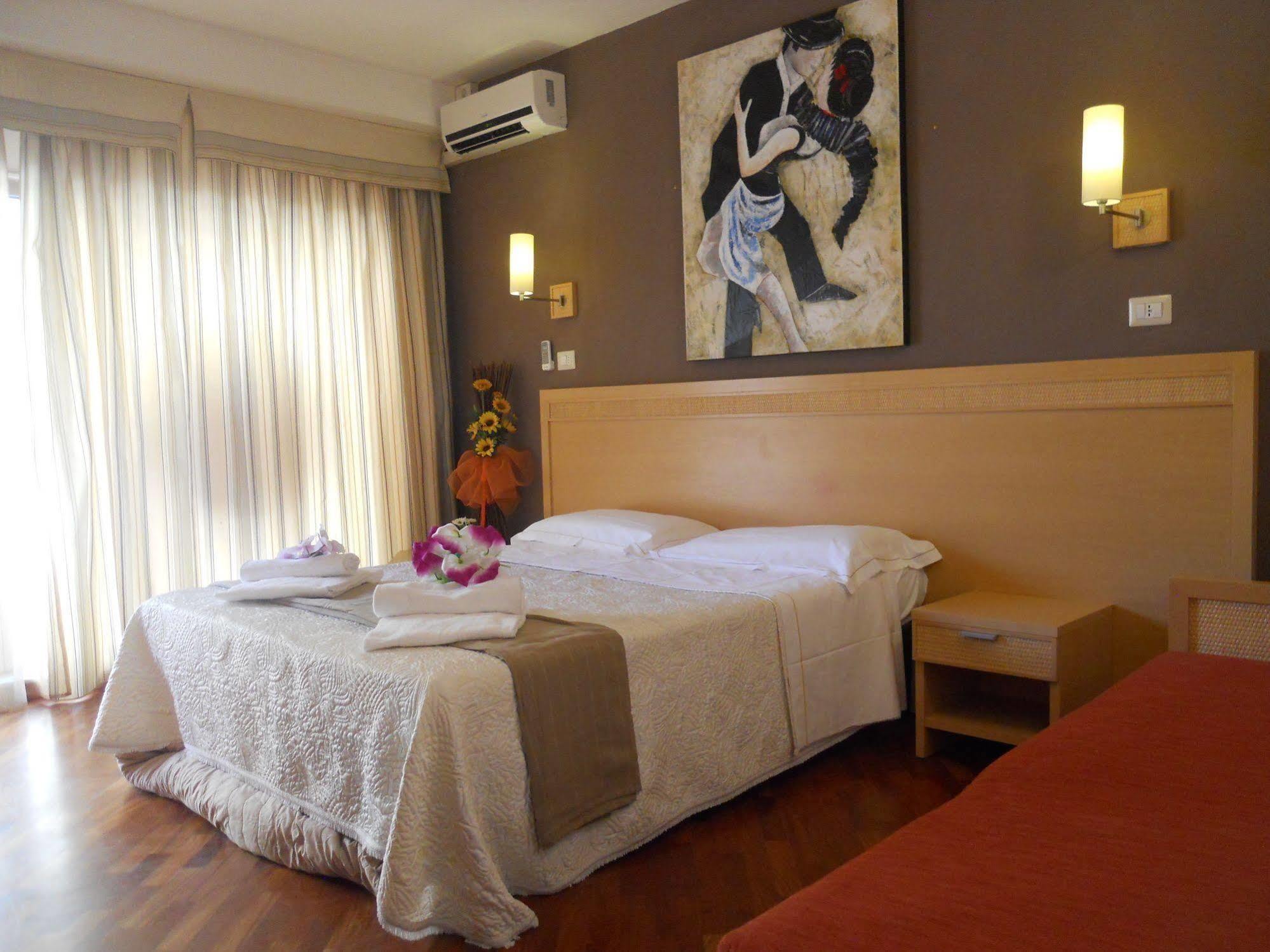 Catania Crossing B&B - Rooms & Comforts Eksteriør bilde